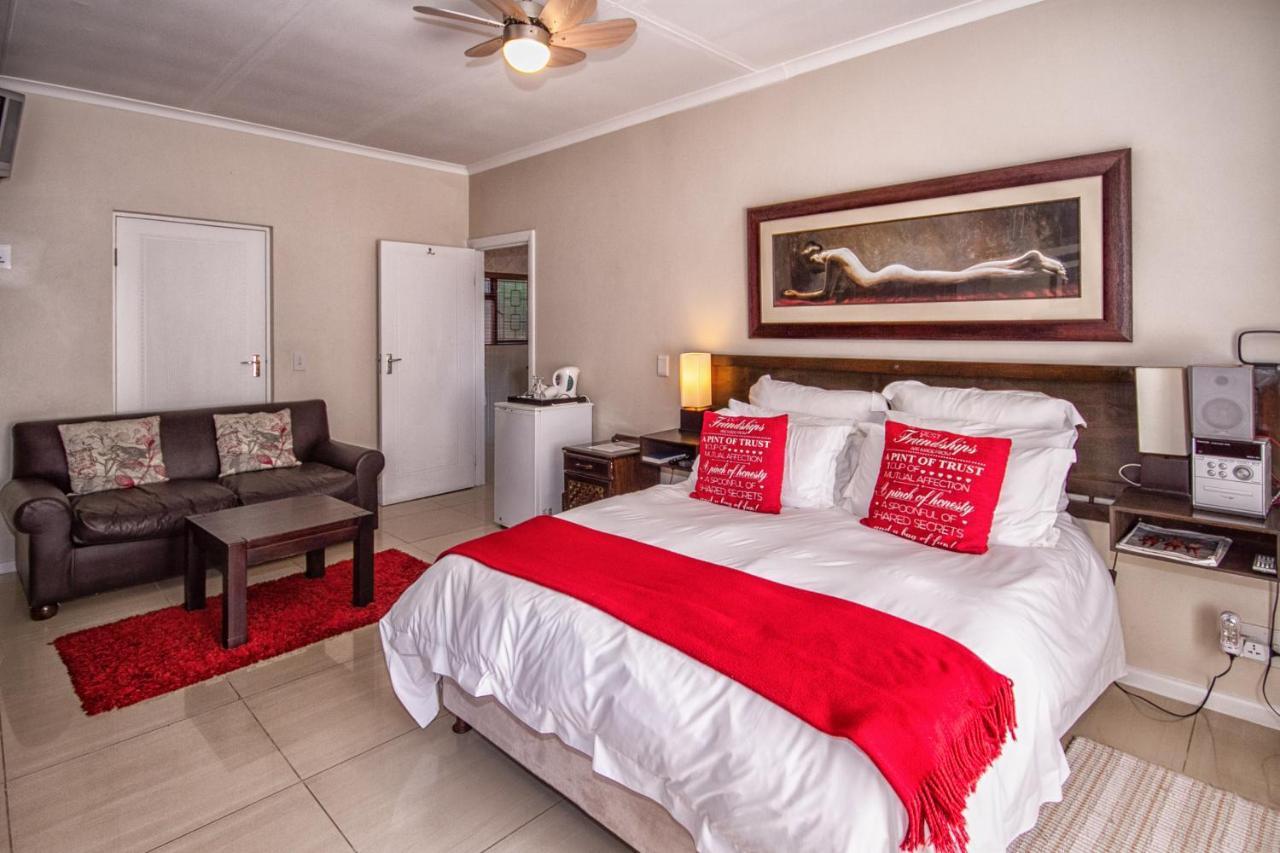 Ohannas Bnb & Self Catering 普勒滕贝格湾 外观 照片