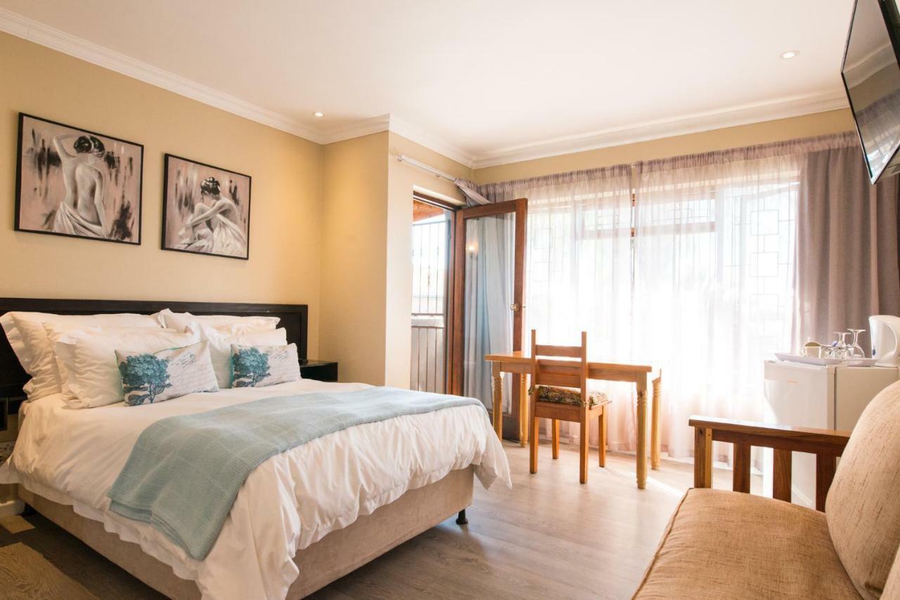 Ohannas Bnb & Self Catering 普勒滕贝格湾 外观 照片